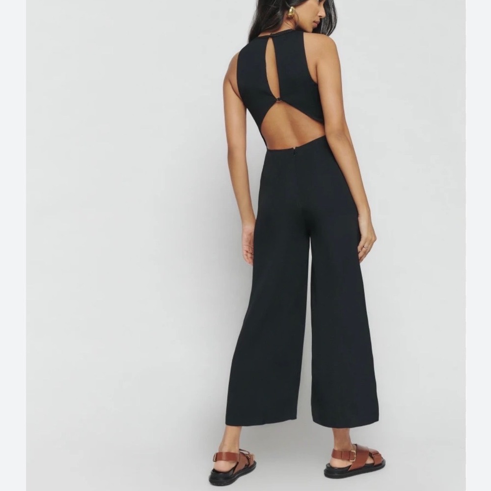 Reformation Lucia Jumpsuit Black‎ Open Back Wide Leg High Neck Size 8